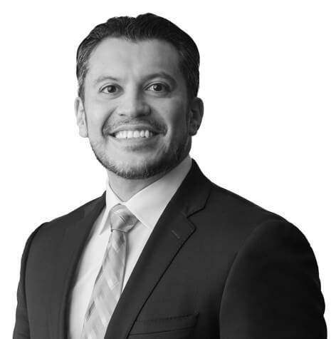 Luis Avila Headshot